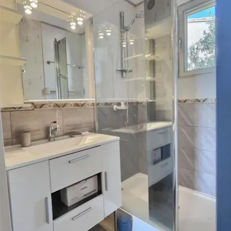 Apartment Noug *